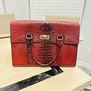 Savannah Heritage - Women's Executive Fashion Handbag - Limited Edition (Red).